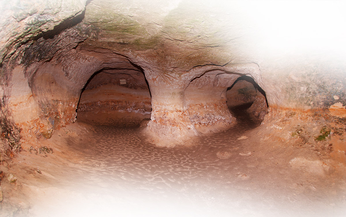 Grotte Troglodytique creusée dans le tuffeau en Indre et Loire (37)
