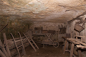 Grotte troglodytique, paysans d'autrefois