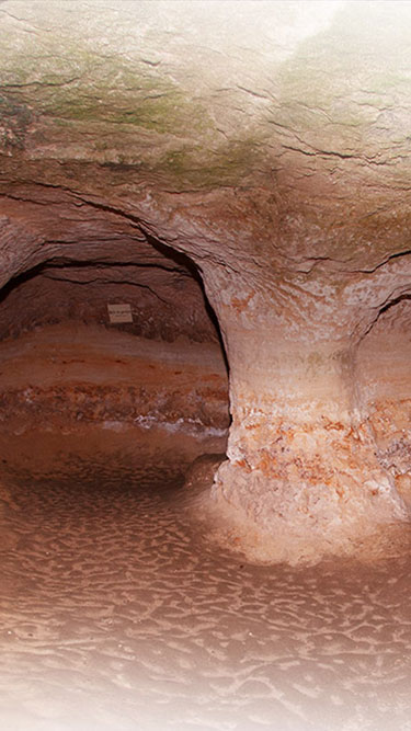 Grotte Troglodytique creusée dans le tuffeau en Indre et Loire (37)